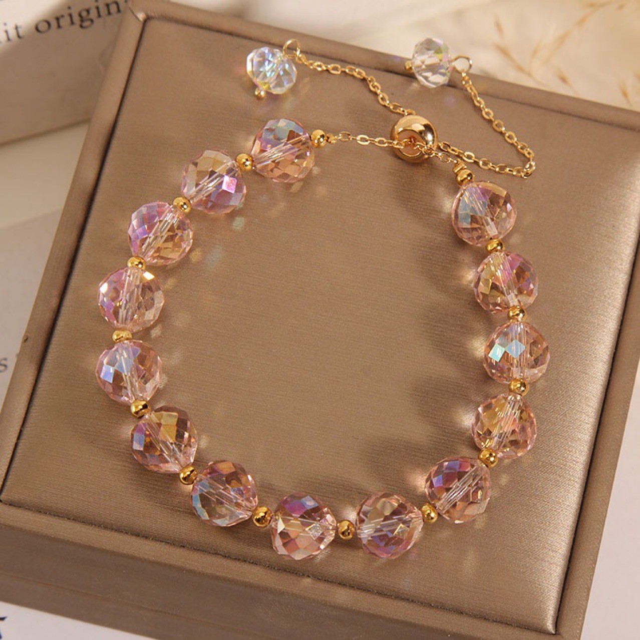 https://cf.cjdropshipping.com/quick/product/4faa1a3d-b7cc-4882-a85d-2e3553a52b7d.jpg