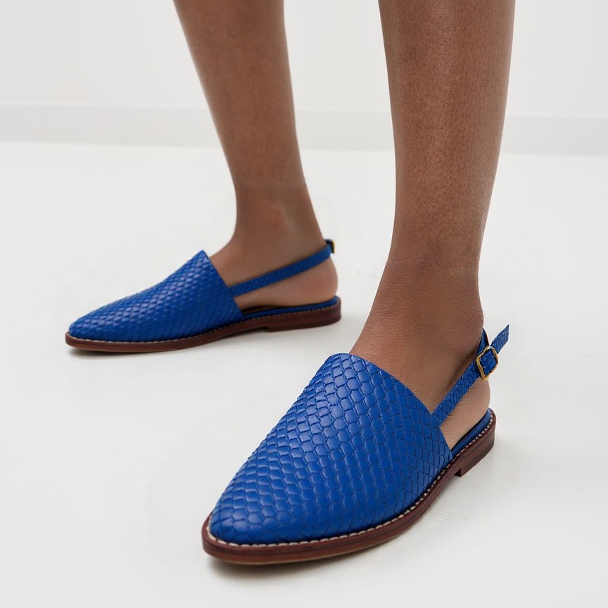 Extra-large Plus-size Woven-toe Sandals For Women