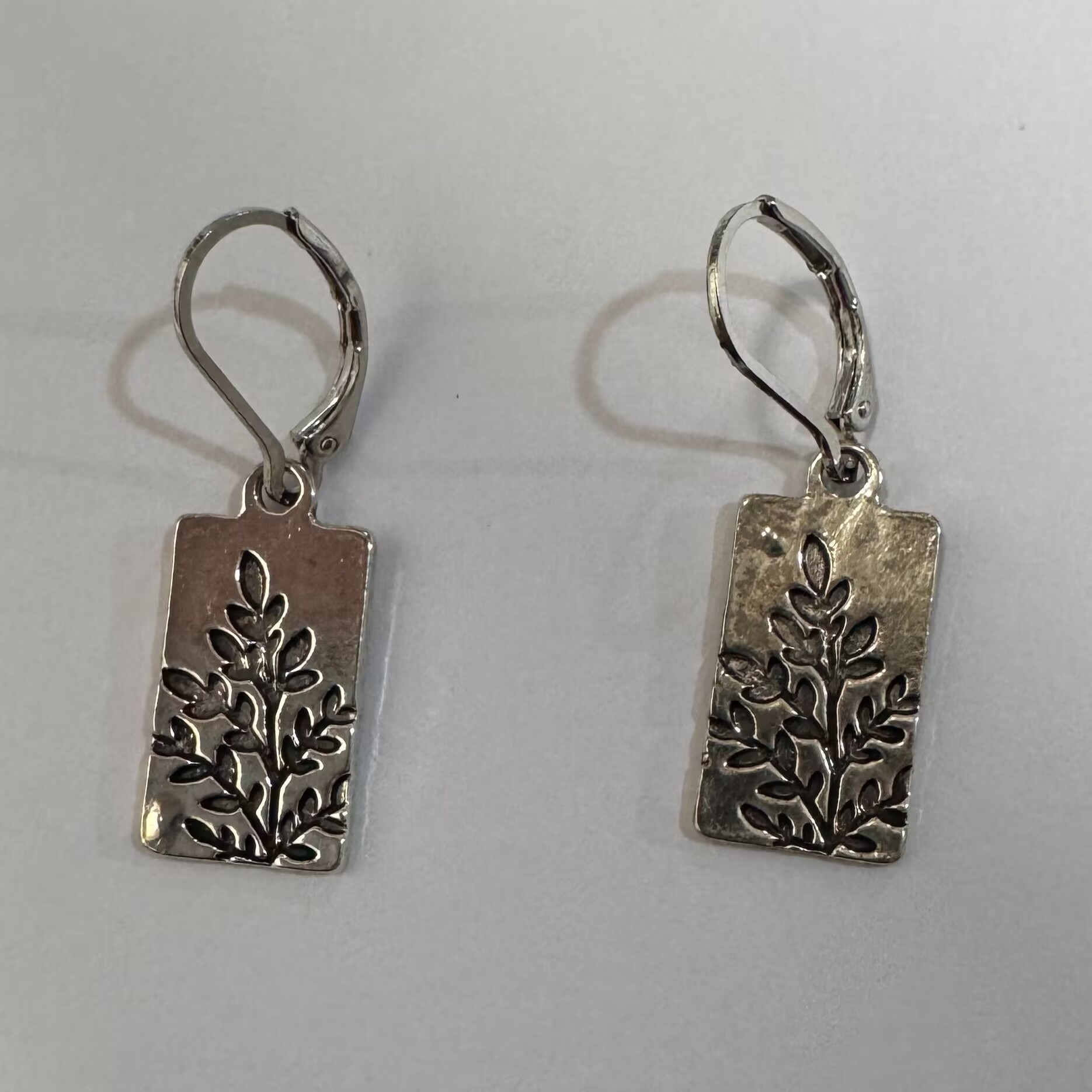 Retro Antique Silver Leaf-shaped Earrings