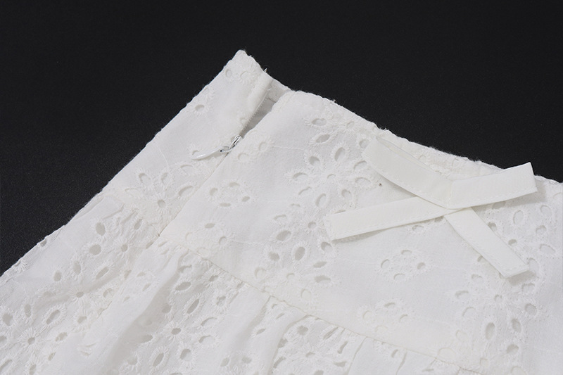 Buy Women's Clothing Online | Buy Trending Dresses for Women