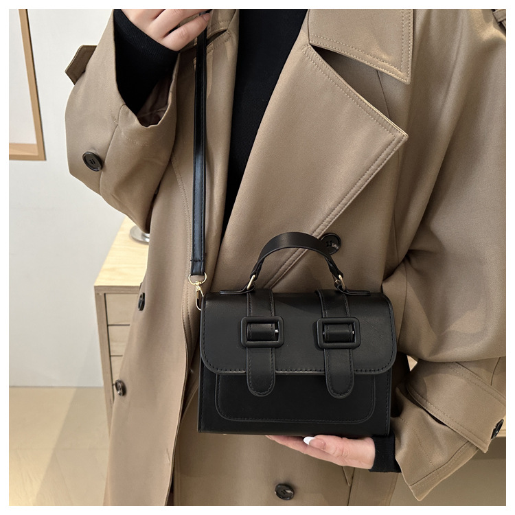 Buy Women's Clothing Online | Buy Trending Dresses for Women