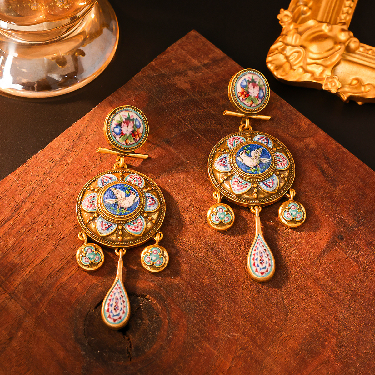 Vintage Court Style Rattle Drum Ear Studs Mid-ancient Ethnic Style