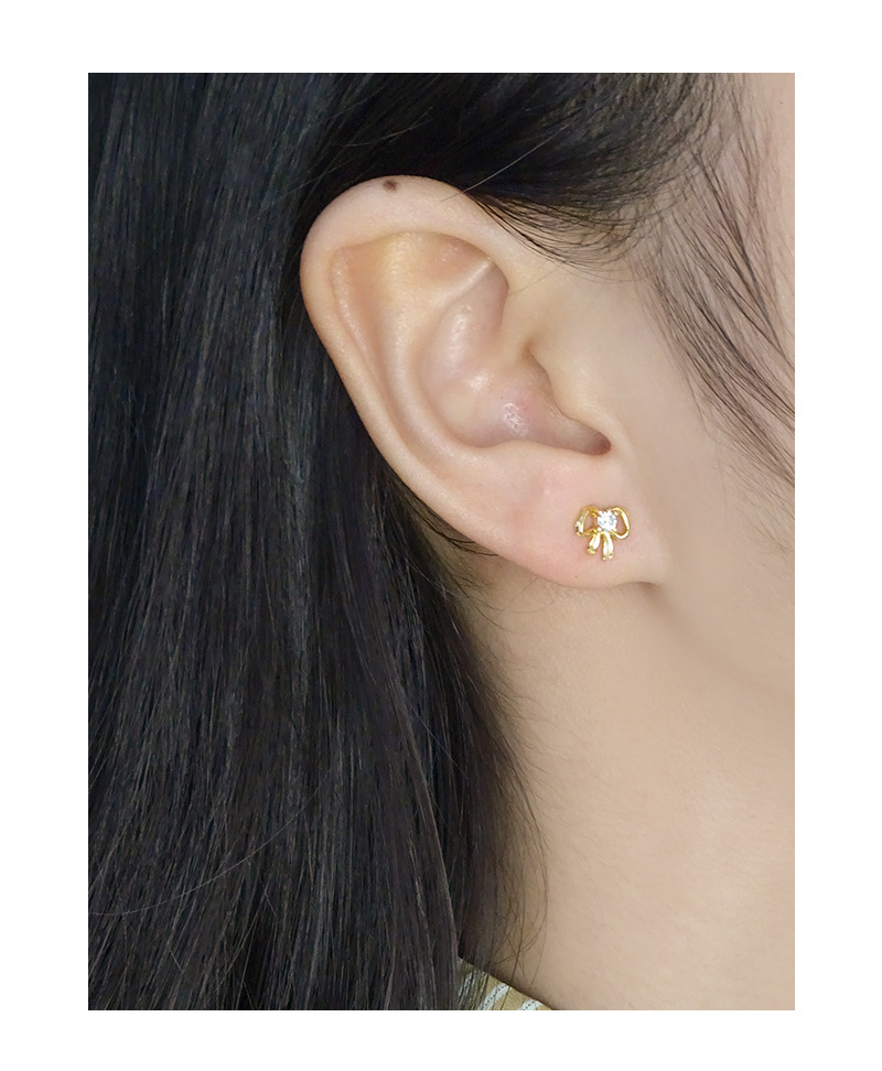 Design Versatile Mini Bow Zircon Ear Studs