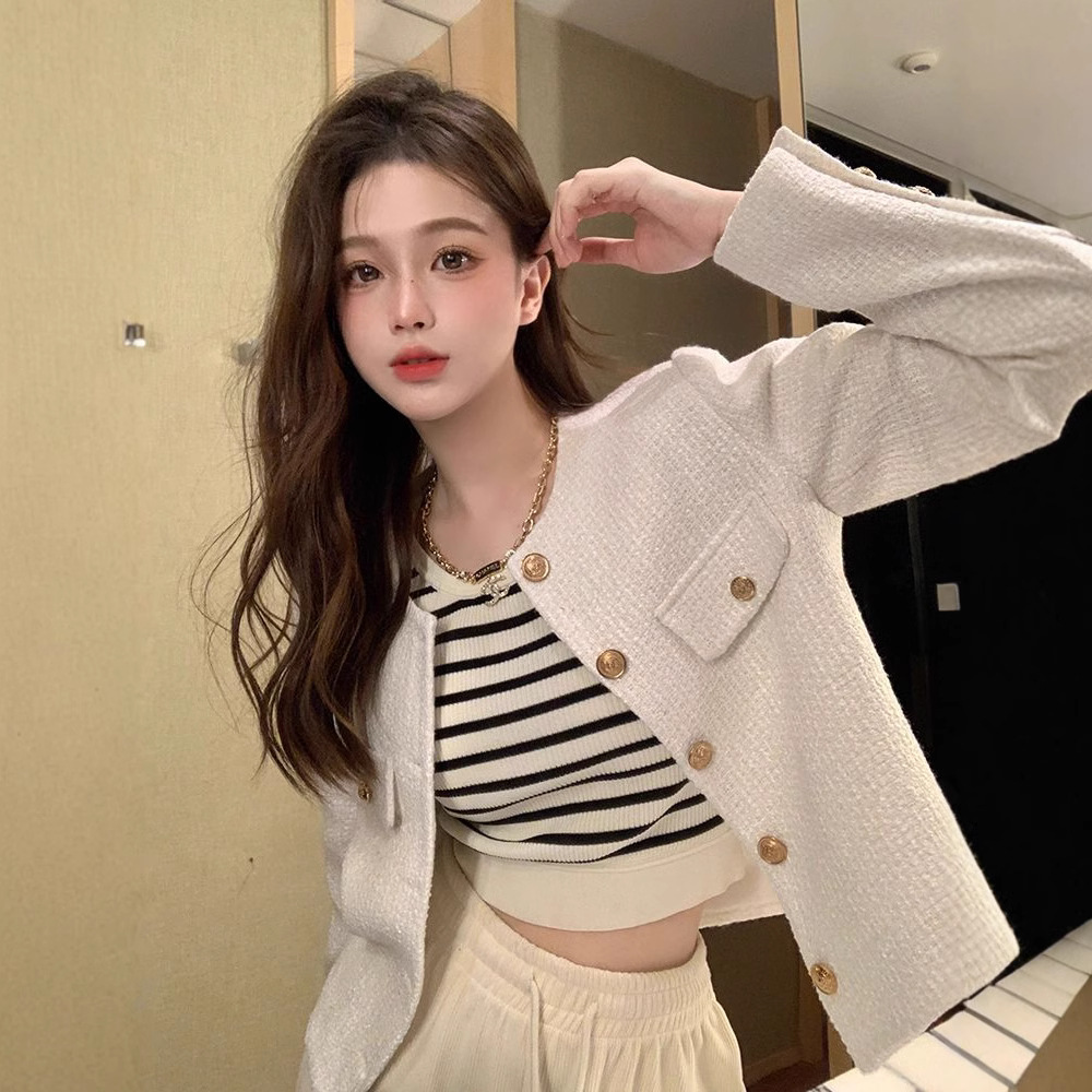 https://cf.cjdropshipping.com/quick/product/50703e60-1344-4ff6-a67d-540515dadaaf.jpg