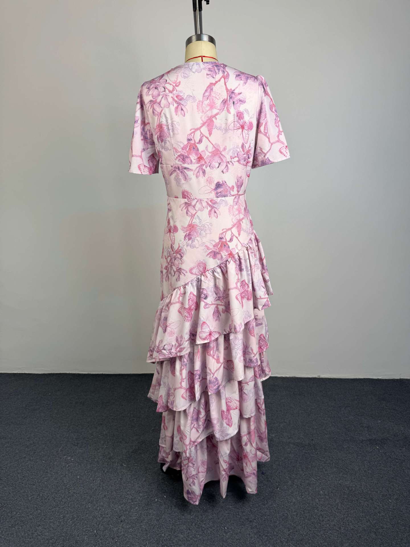 V-neck Floral Ruffled Slim-fit Long Mermaid Dress 509f6904 B3d9 4123 Ba3d 7710fe4b15f0