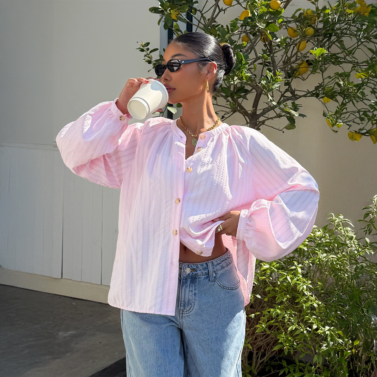 Casual Striped Button Up Shirt With A Stand Up Collar And Puff Sleeves