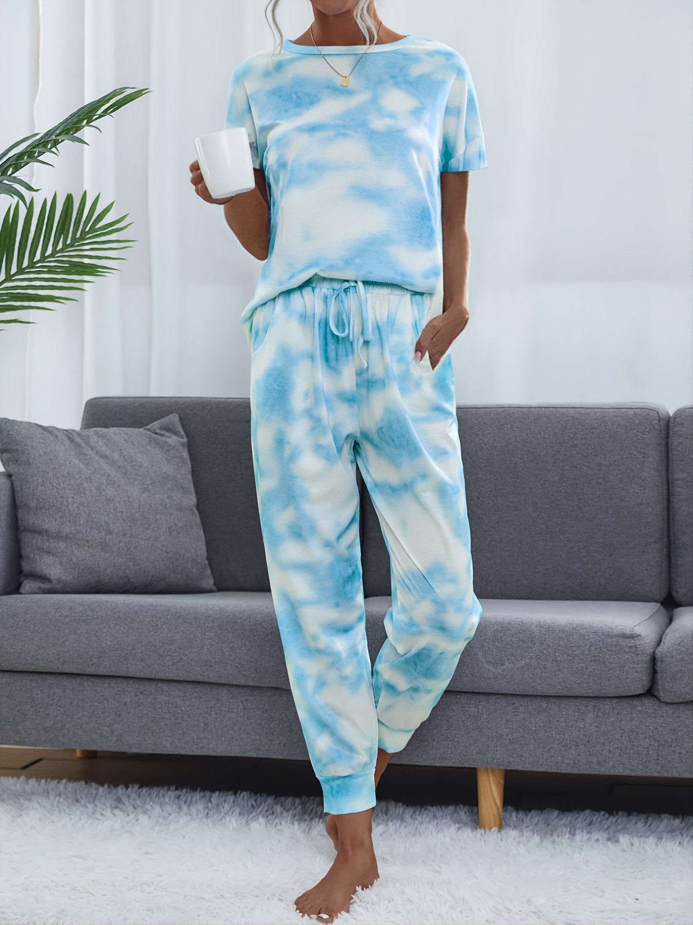 https://cf.cjdropshipping.com/quick/product/50e94c4b-5213-4cd5-9a31-4dce3101c0ab.jpg