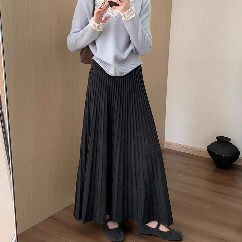 High-waisted Figure-flattering Mid-length Pleated Knit Skirt With A Thick