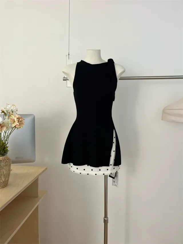 Sexy Halter Vest French Style Design Niche Top A Line Wave Black Vest - Shop at LoveMi