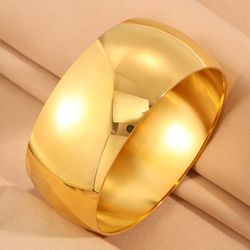 Moms Non-fading Titanium Steel Bracelet Round Bangle