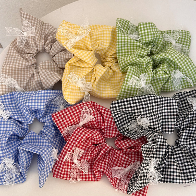 French-style Vintage Plaid Square Scrunchie