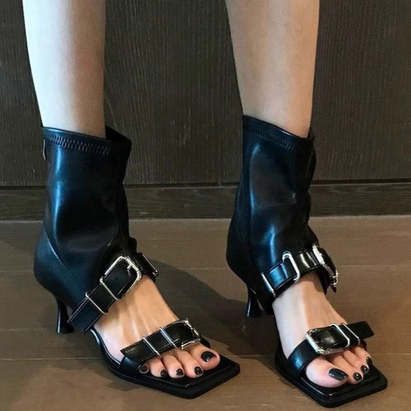 Fashionable Hollowed-out One-strap Sandals