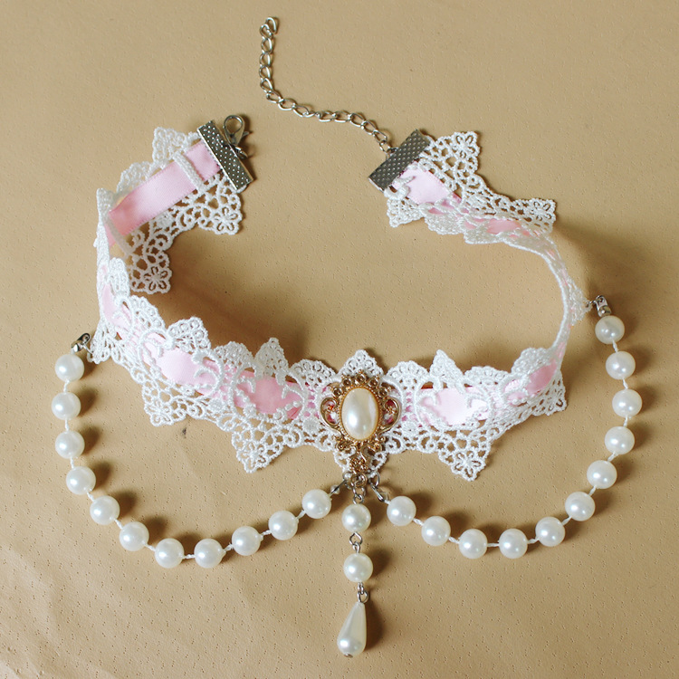 Necklace White Pearl Lace Collar