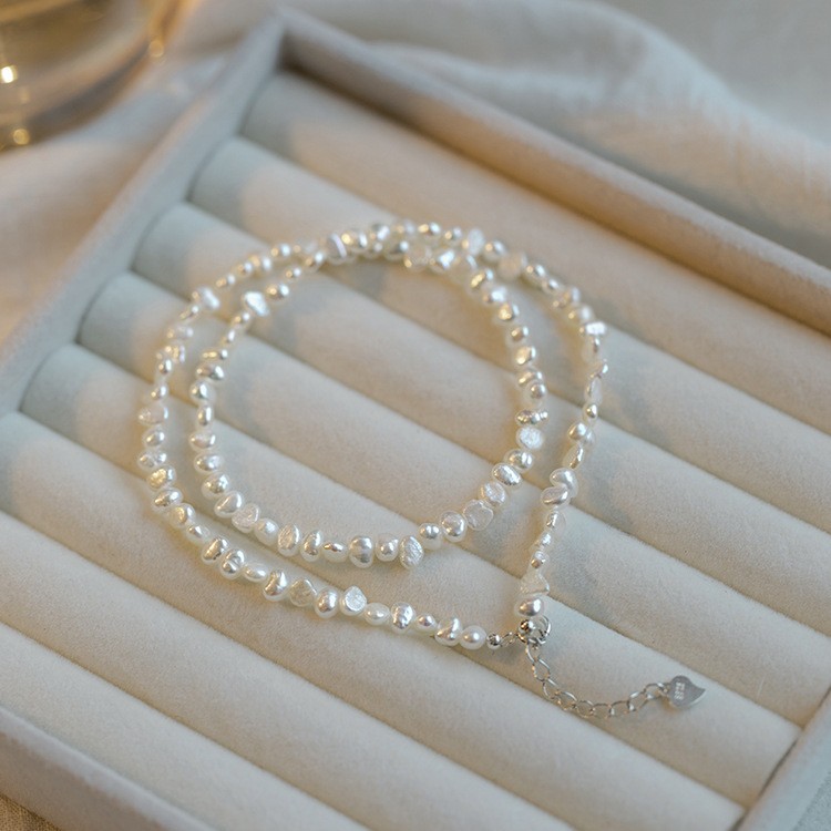 Bright Light Natural Baroque Mini Womens Clavicle Chain Simple Necklace