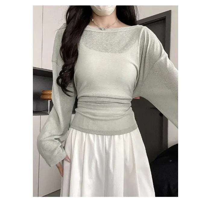 Outerwear Slightly Sheer Air-conditioning T-shirt With A Fitted Waist And Off-the-shoulder Design - Bean Green