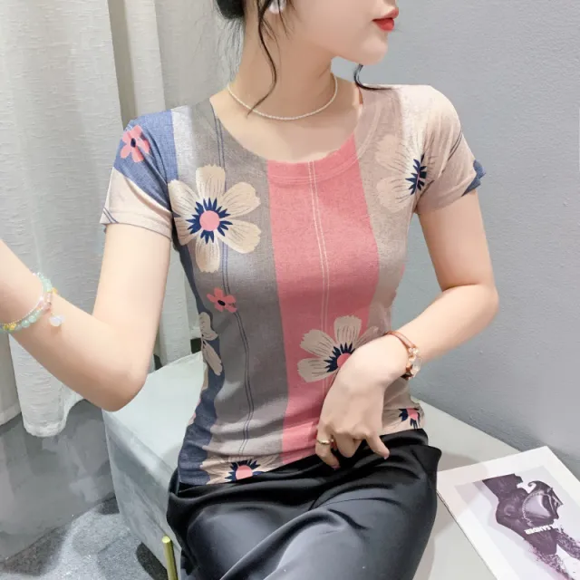 Stitching Contrast Color Flower Half sleeve Slim Fit High Elasticity Undershirt Picture Color M - Shop at LoveMi