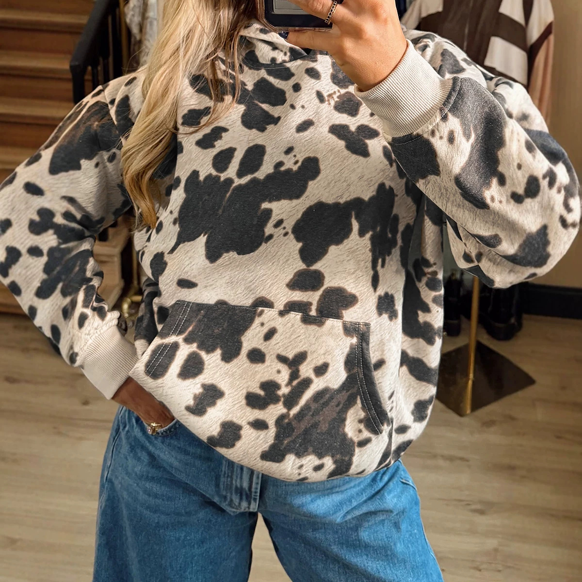 https://cf.cjdropshipping.com/quick/product/52fedb26-5044-437c-b996-875844e68f7b.jpg