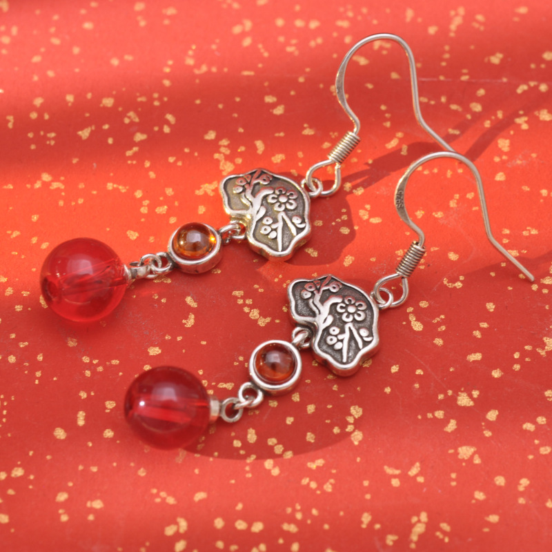 Elegant Long Earrings In Red Agate