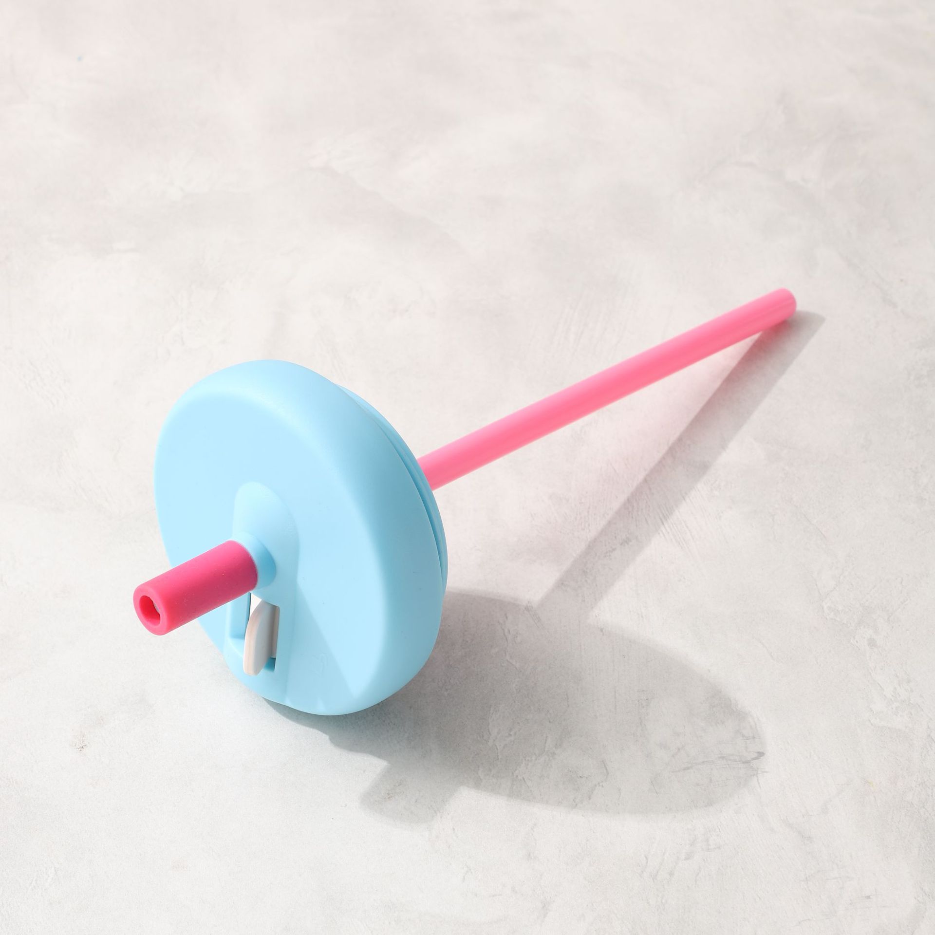 Plastic Cup With Straw Tea And Water Separation