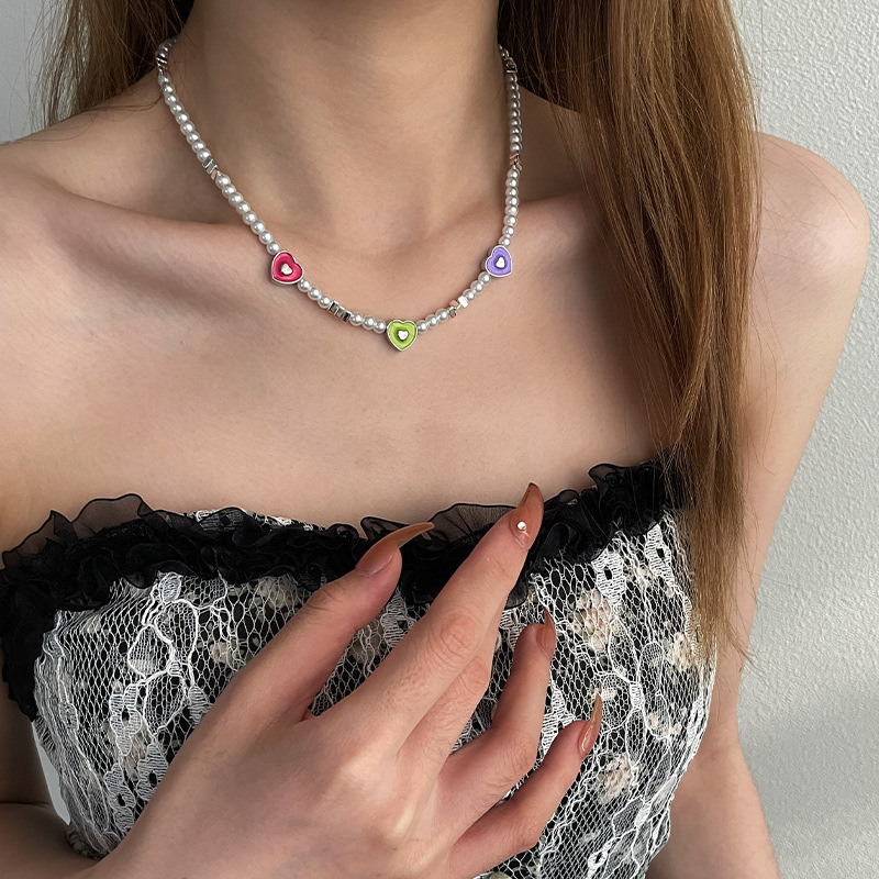 Colored Loving Heart Beaded Stitching Pearl Necklace
