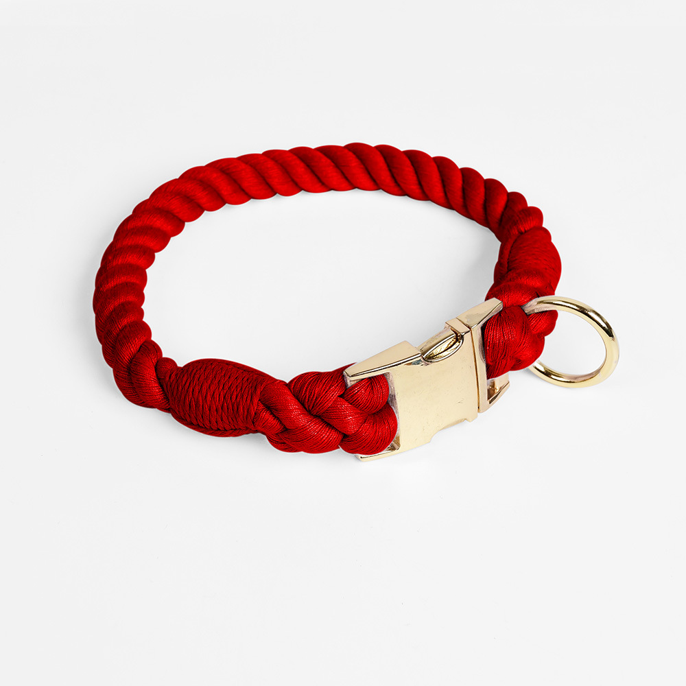 Collar Wine Red