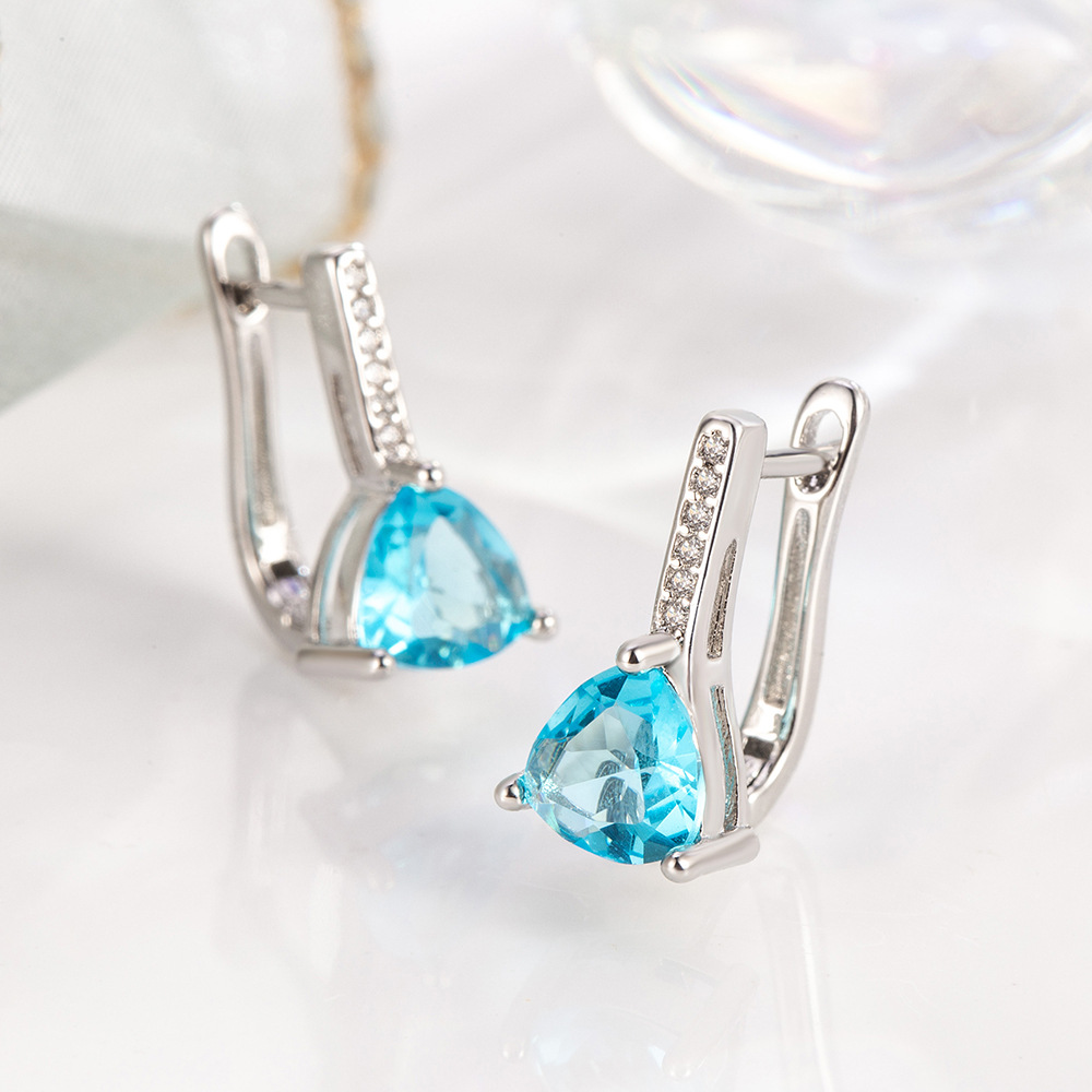 Amazon Hot Sale Inlaid Light Blue Zircon Triangle Ear Clip European And American Fashion Fashionable Women Earrings Wish Cross-border Supply