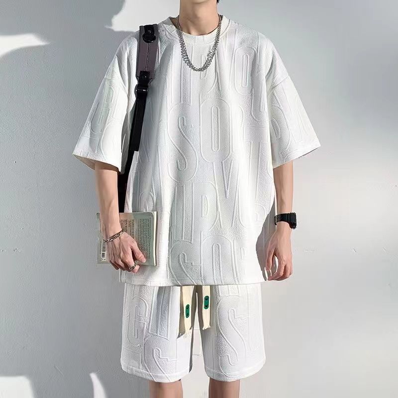 meeste laiad lühikesed püksid ja särk komplekt