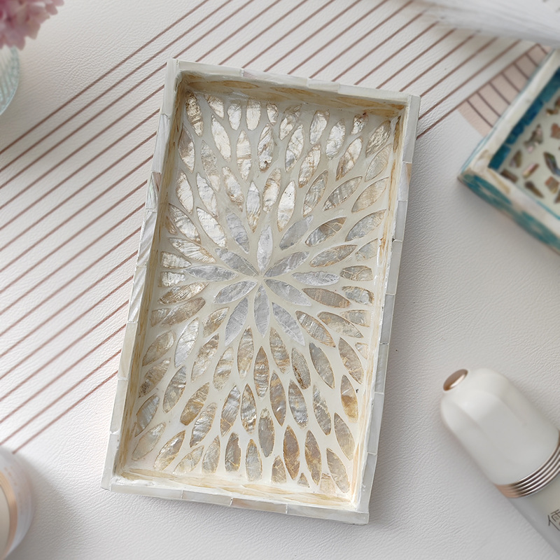 Rattan shell snack storage tray (golden leaf)