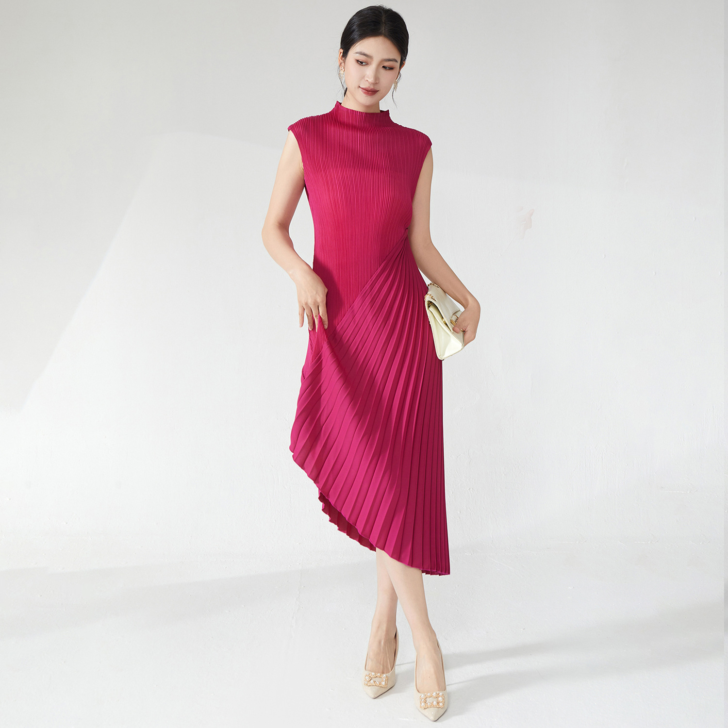 Women's High-end Irregular Elegant Pleated Dress