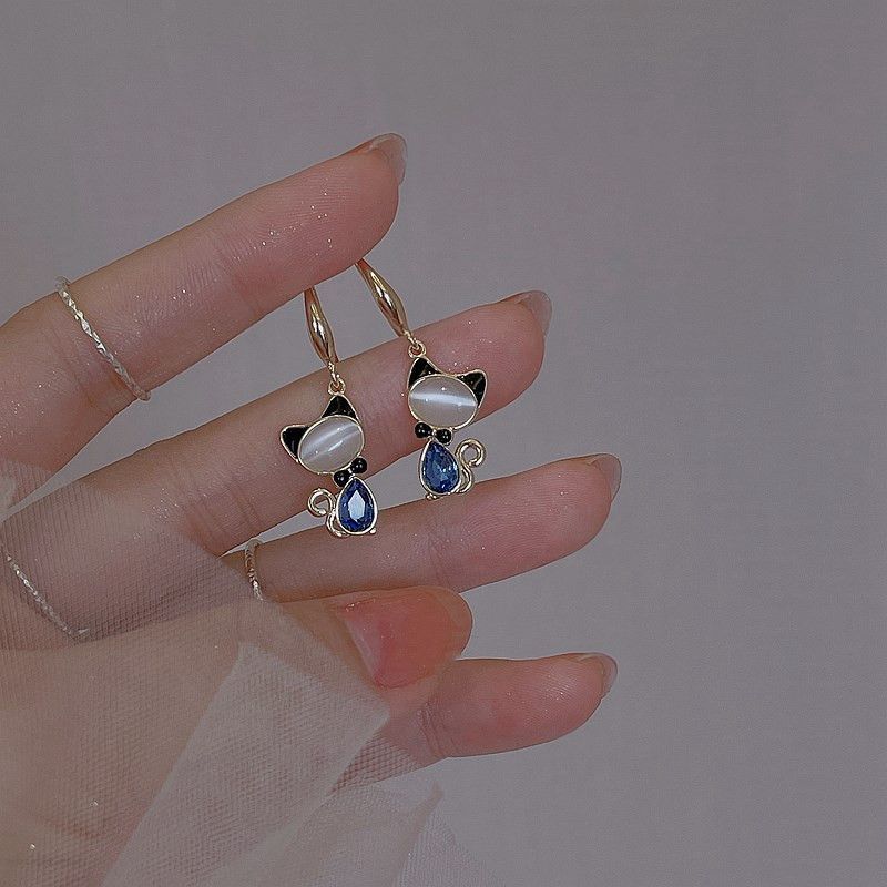 Cat-Design Stud Earrings, picture 3 of 5