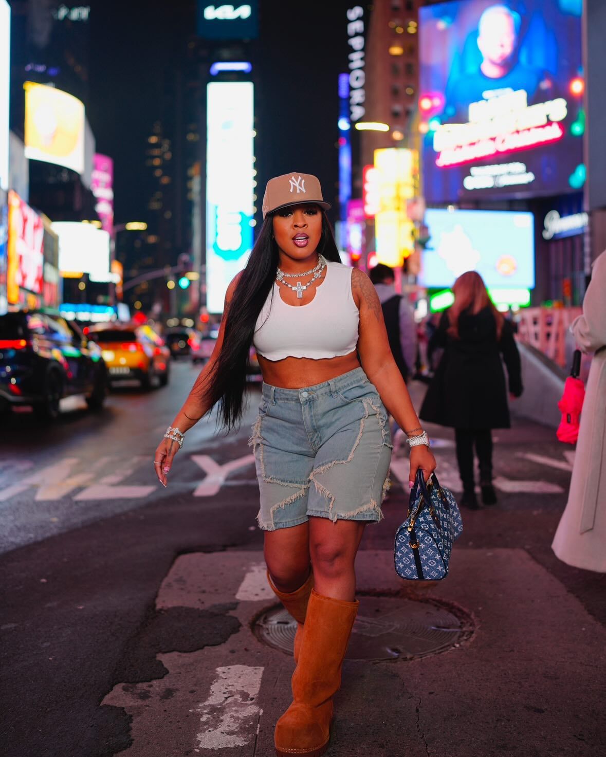 Buy Women's Clothing Online | Buy Trending Dresses for Women