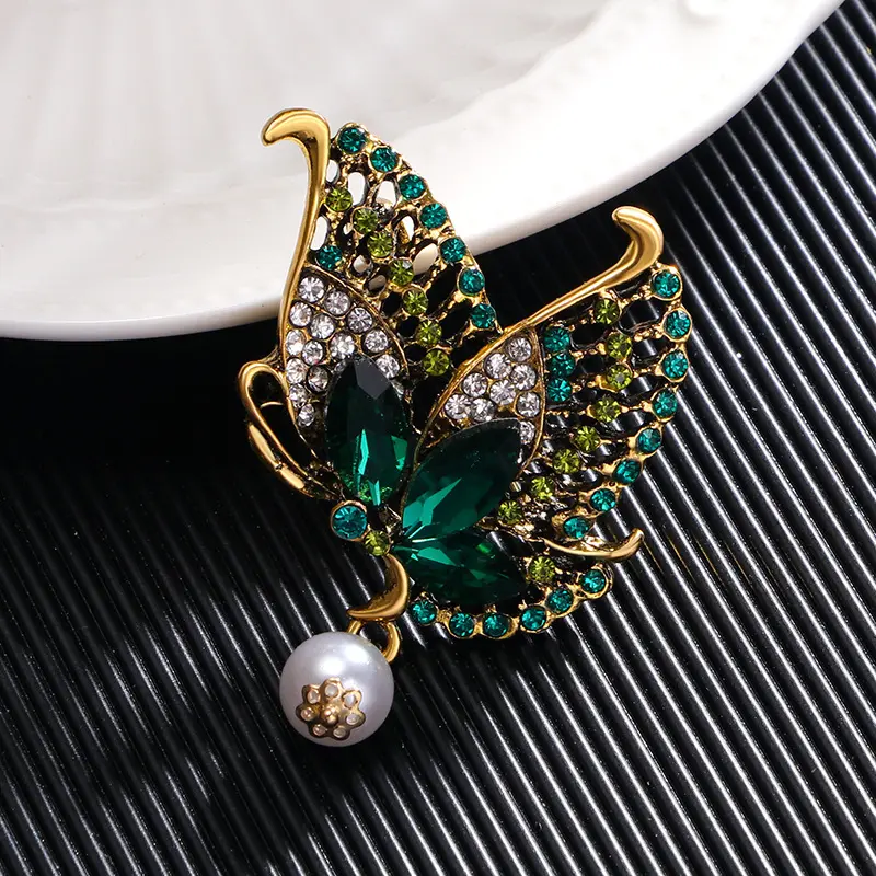 Retro Colorful Diamond-Encrusted Butterfly Brooch