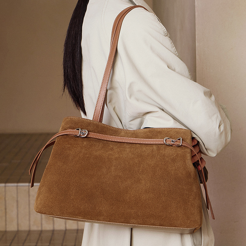 Versatile High-capacity Suede Retro Totecrossbody Bag