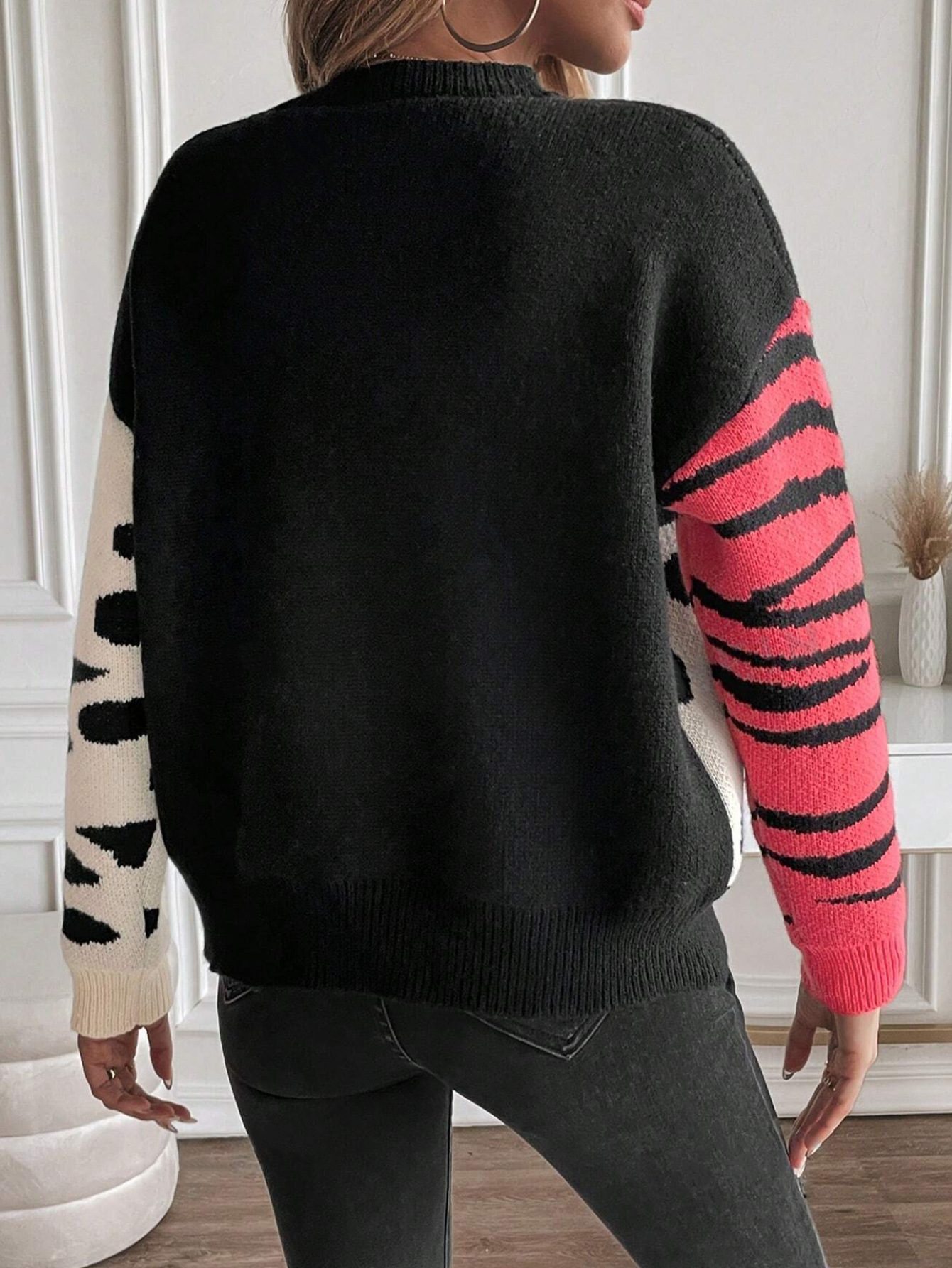 Title 3, Lässiger Pullover mit Rundhalsausschnitt und Le...