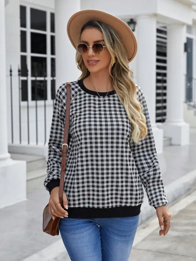 Japanese Sweet Plaid Pullover Long Sleeve Sweater Black - Shop at LoveMi