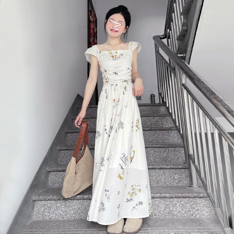 Sweet-girl Puff-sleeve Floral-print Square-neck Dress product image