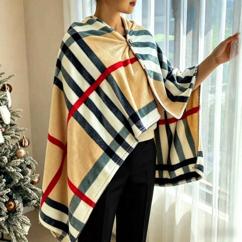 Milk Velvet Buttoned Shawl Air-conditioning Blanket For Naps