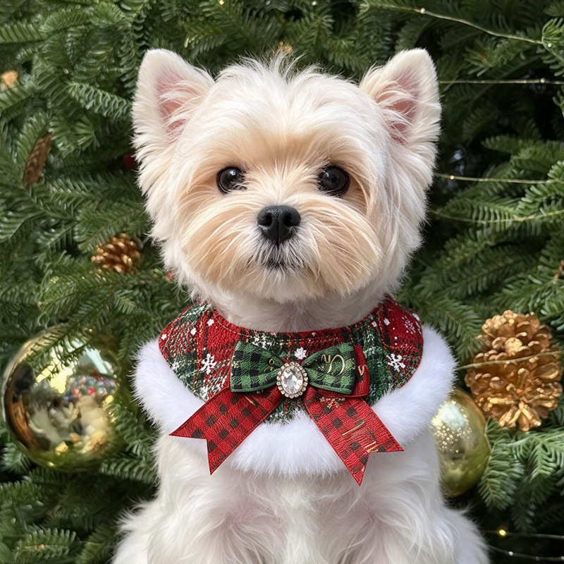 Christmas Red And Green Plaid Plush Bowknot Cute Puppy Triangular Pet Scarf detail photo 4