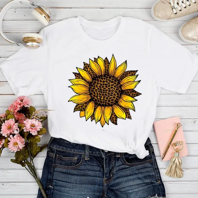 New Love Sunflower Printed Short sleeved Top Cute Pattern T shirt Top For Women B White - Shop at LoveMi