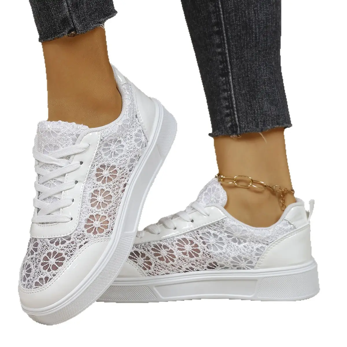 Plus-size Hollowed-out Breathable Thick-soled Casual Lace-up Pumps