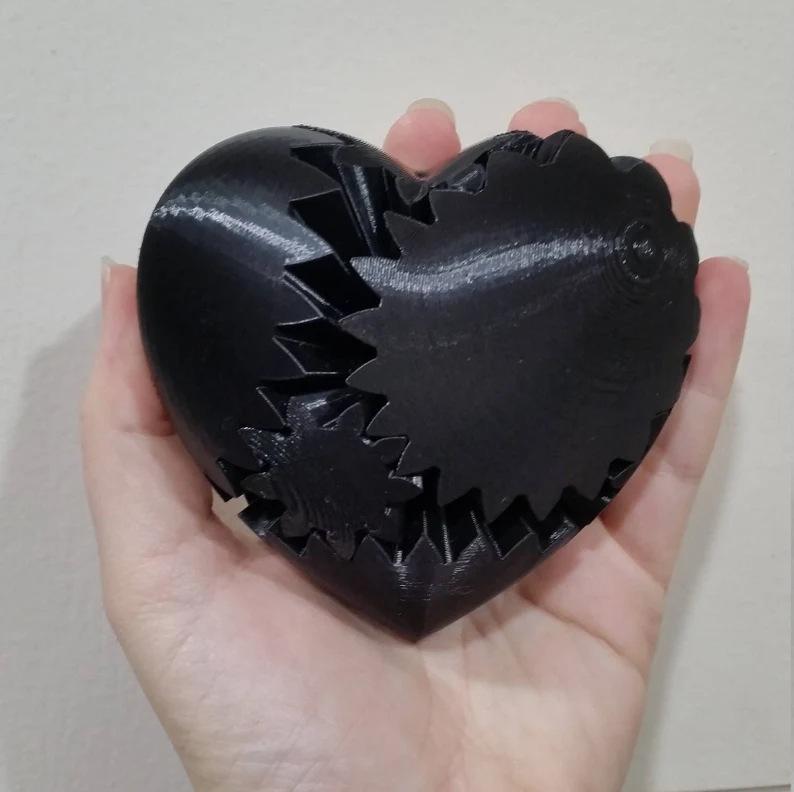 Title 4, 3D Printed Twisted Heart Steampunk Heart Gear