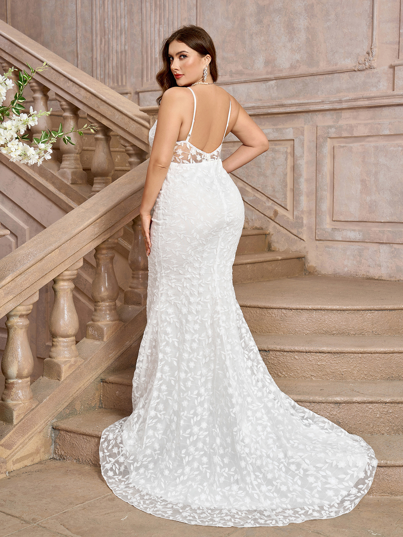 Plus Size White Lace Sexy Spaghetti Strap Wedding Dress for Summer