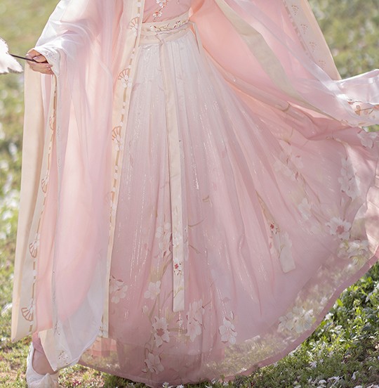 New Gradient Embroidered Han Clothing Pleated Skirt Hanfu Separate Skirt - Shop at LoveMi