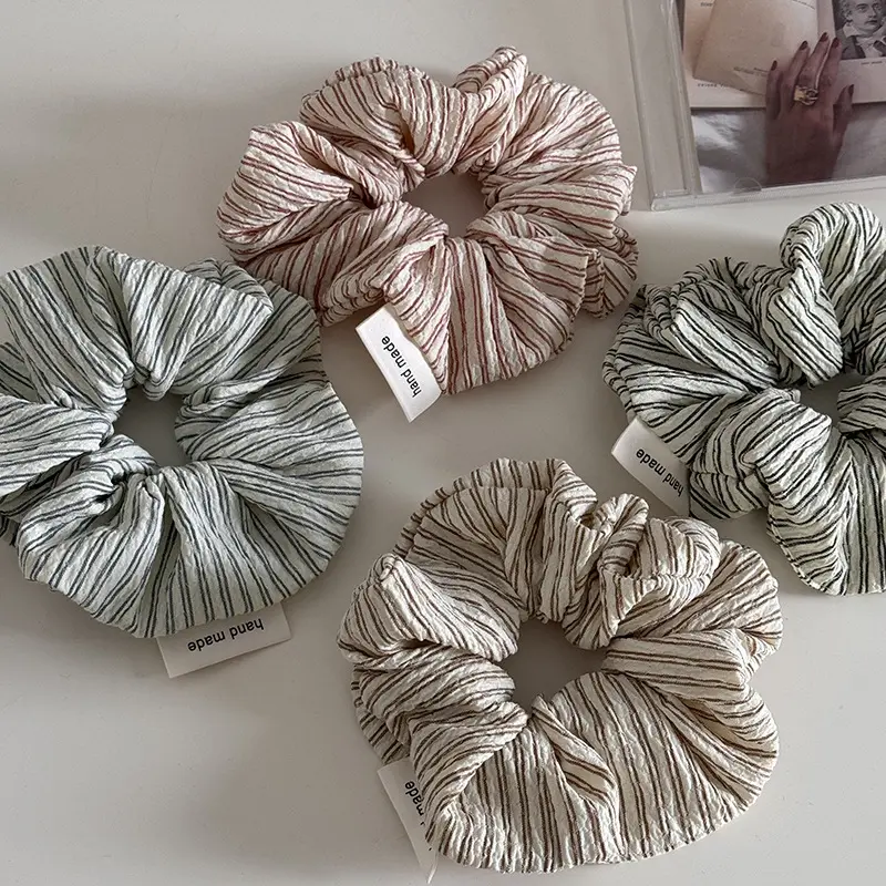 Casual Sports Style Striped Bubble Large Intestine