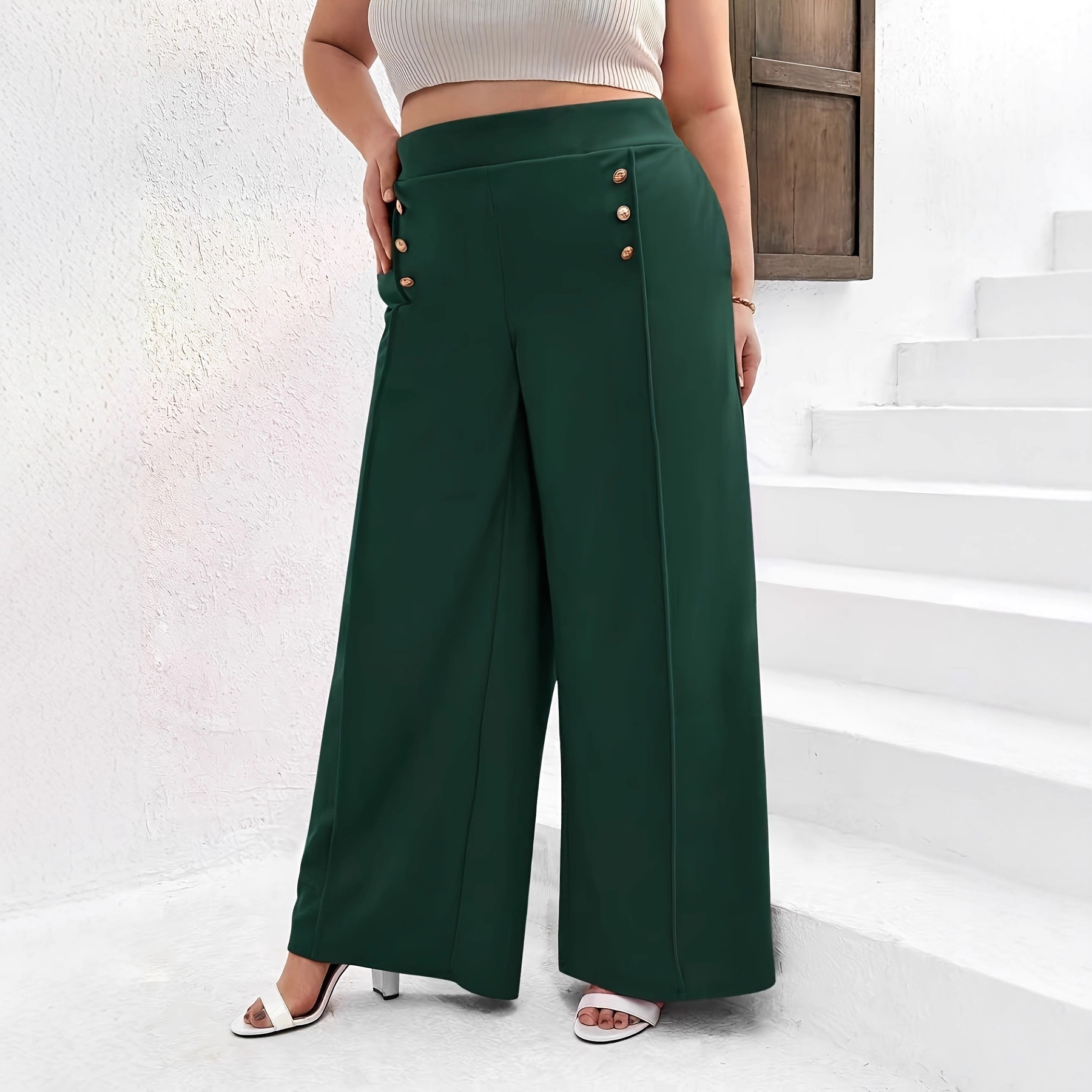 Green Draping Design Featuring Button Details And Pockets