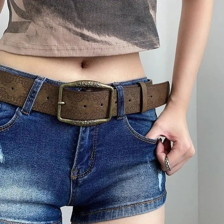 American-style Vintage Embossed Distressed Leather Belt