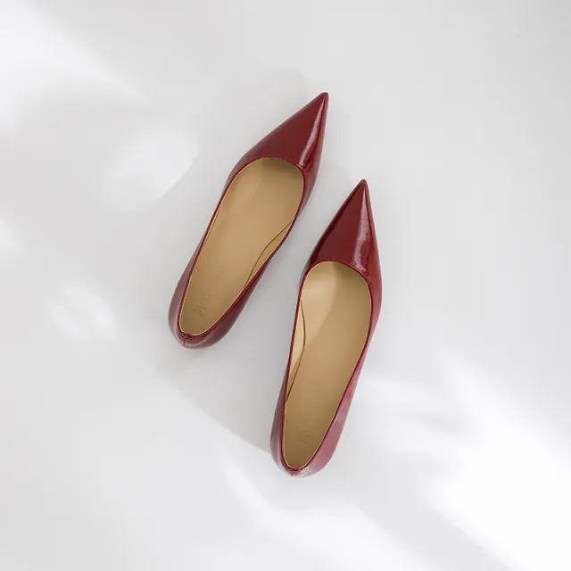 Red Bottom Nude Pointed Flat Shoes Wine - Shop at LoveMi