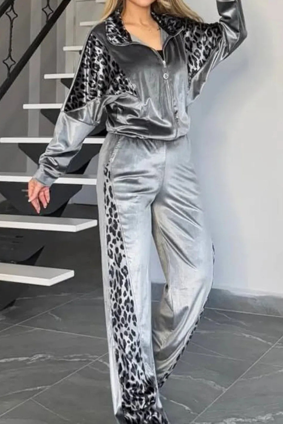 Women’s Leopard Velvet Casual Fashion Sports Set