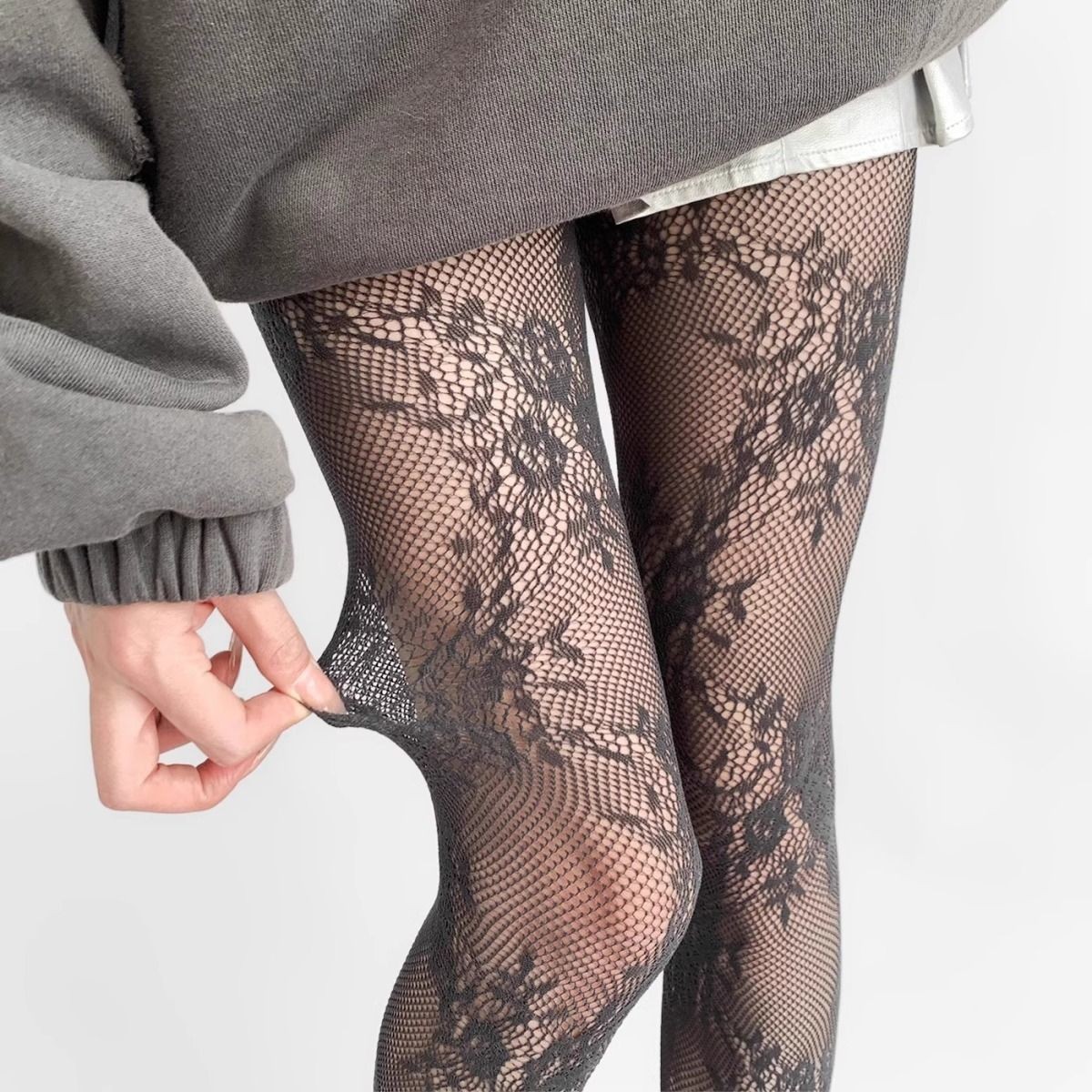 Retro Lace Fishnet Stockings French Jacquard Patterned Tights