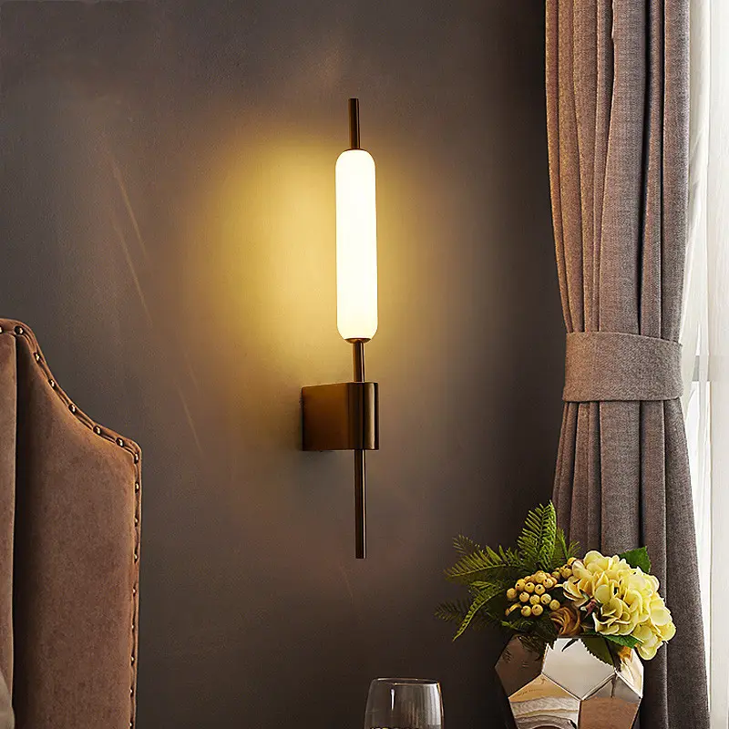 Nordic-style Minimalist Bedside Lamp